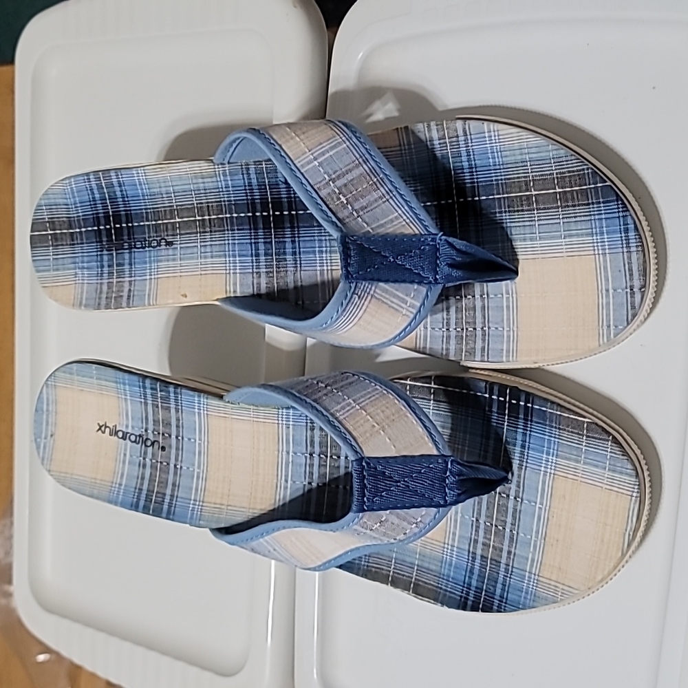 Xhilaration Wedge Thong Sandals